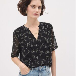 RW&Co - Short-Sleeve V-Neck Popover Blouse - Size L